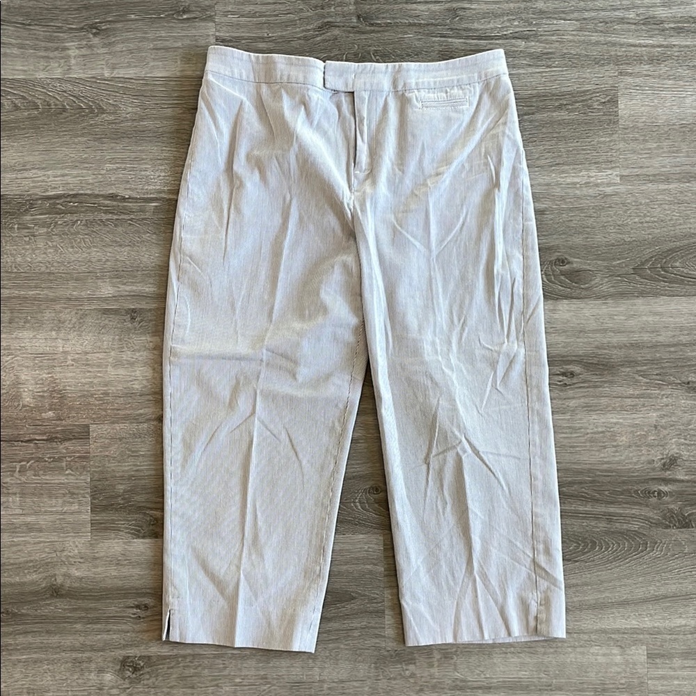 Coldwater Creek Light Gray/White Striped Cropped Pants